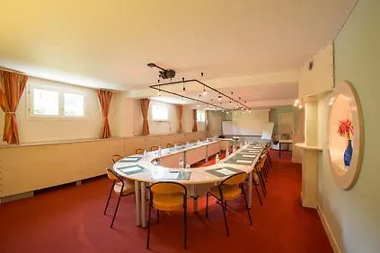 & Restaurant Le Relais D'aumale 3* Orry-La-Ville