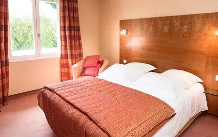 & Restaurant Le Relais D'aumale Hotel Orry-La-Ville