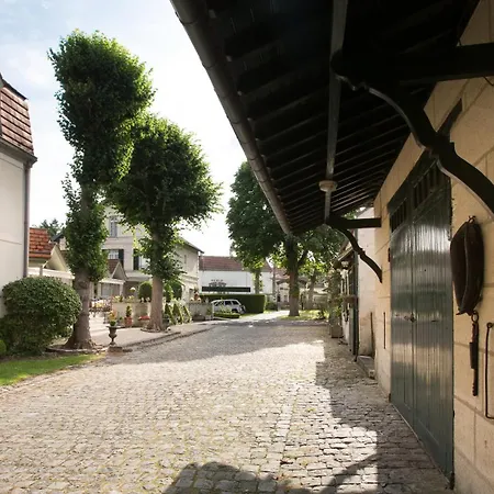 Hotell & Restaurant Le Relais D'aumale