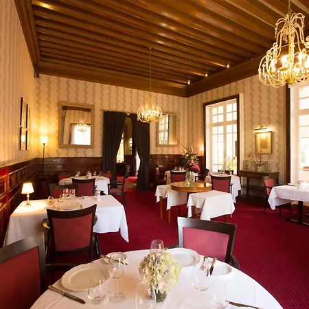 & Restaurant Le Relais D'aumale