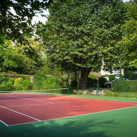 & Restaurant Le Relais D'aumale 3* Orry-La-Ville