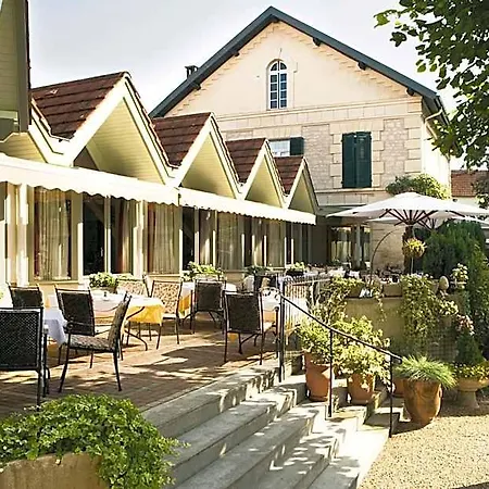 & Restaurant Le Relais D'aumale
