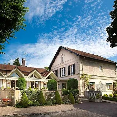 & Restaurant Le Relais D'aumale מלון 3*