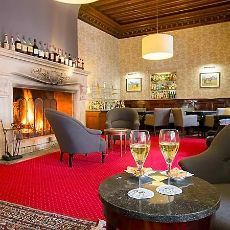 & Restaurant Le Relais D'aumale 3* Orry-La-Ville