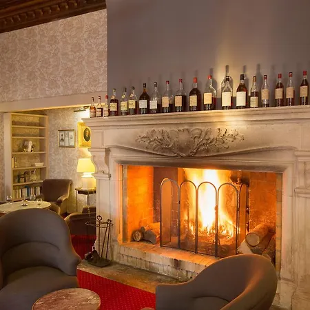 & Restaurant Le Relais D'aumale Hotell 3*