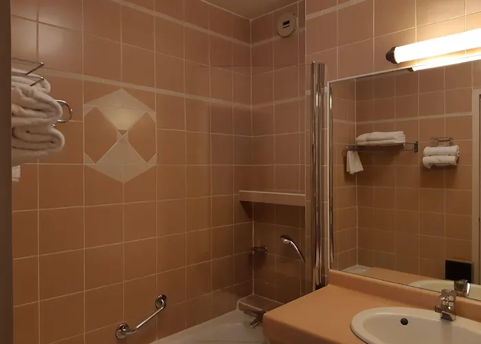 Hotel Relais D'aumale Orry-La-Ville