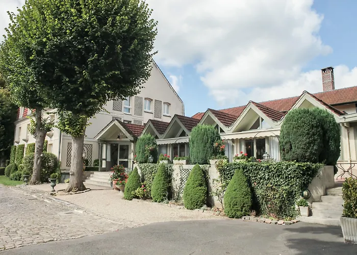 Relais D'aumale 3* Orry-La-Ville