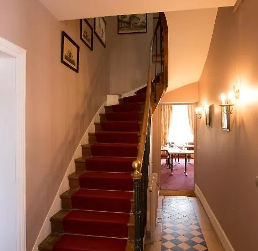 & Restaurant Le Relais D'aumale