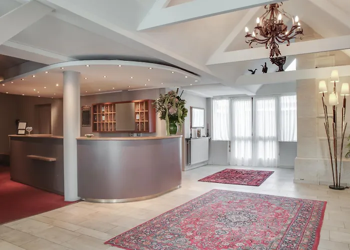 Relais D'aumale Hotel 3*