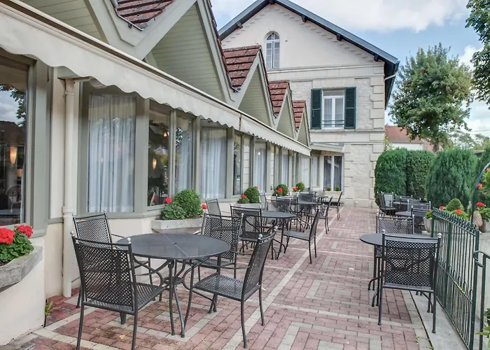 Relais D'aumale Hotel 3*